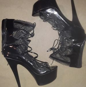 Black fishnet stiletto ankle boot/heel--size 7 1/2
